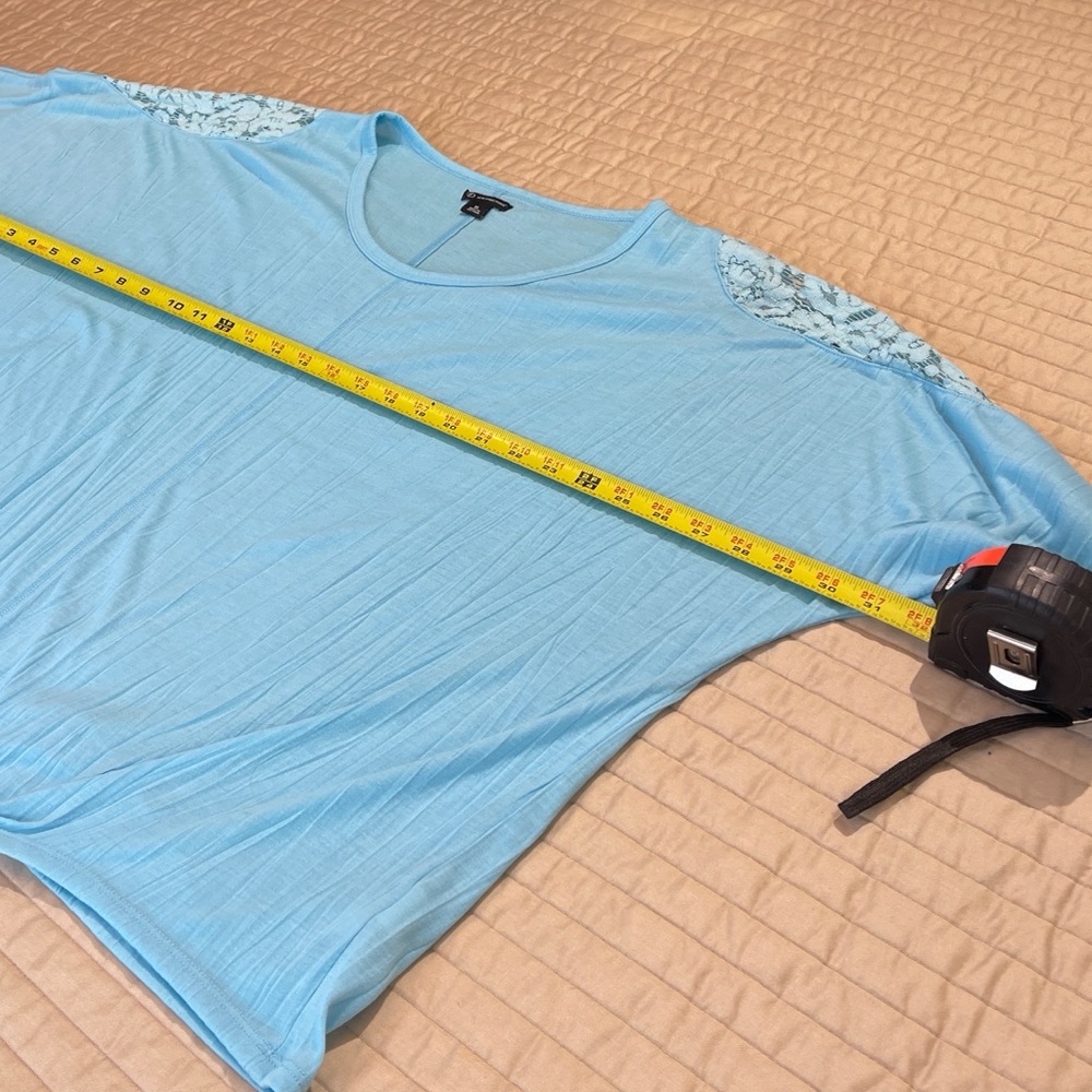 NEW DIRECTIONS SIZE XL Women's Light Blue Tie-Front Top - Picture 6 of 8